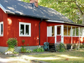 4 person holiday home in M RLUNDA in Mörlunda